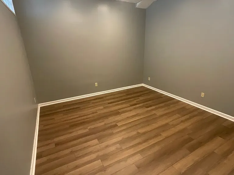 125 N Washington St — Photo 31