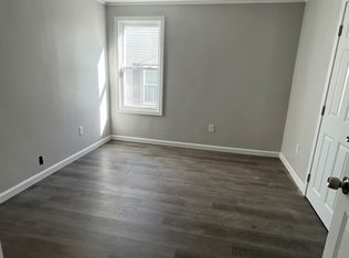 25 Buffinton St #1, Fall River, MA 02721