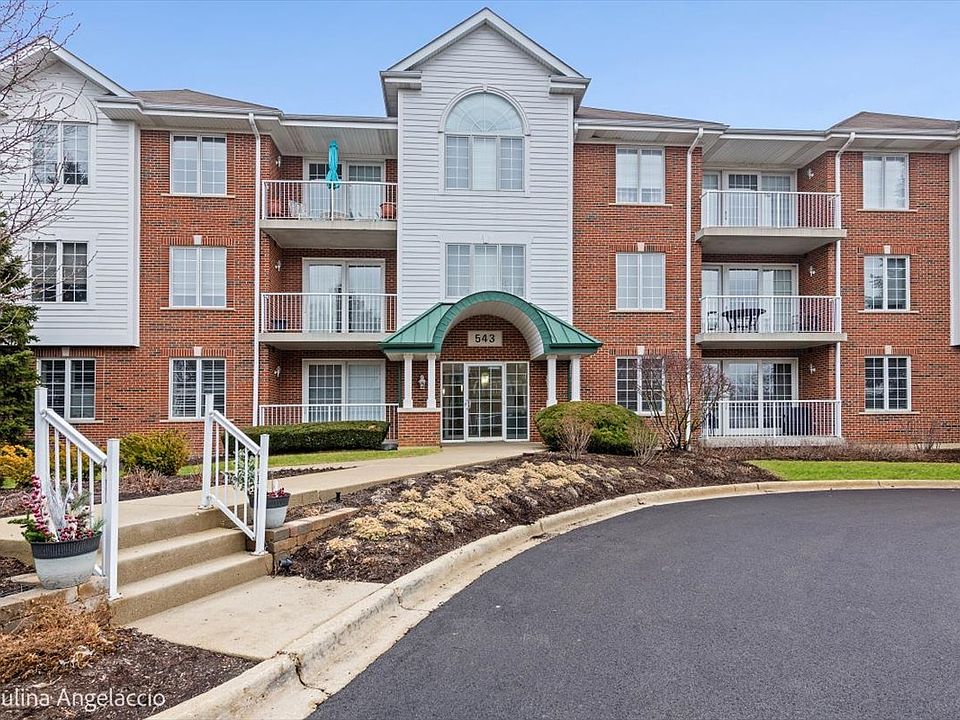 1st image of 543 N Hough St APT 303