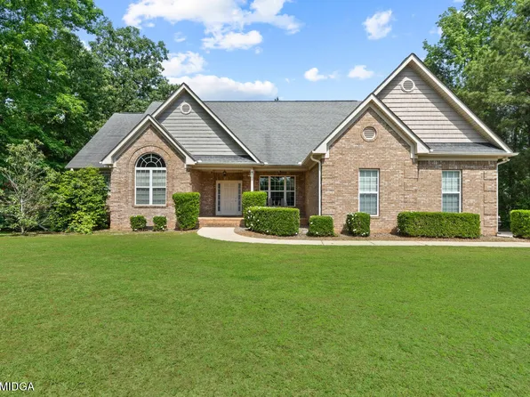 104 Lightwood Ln, Forsyth, GA 31029