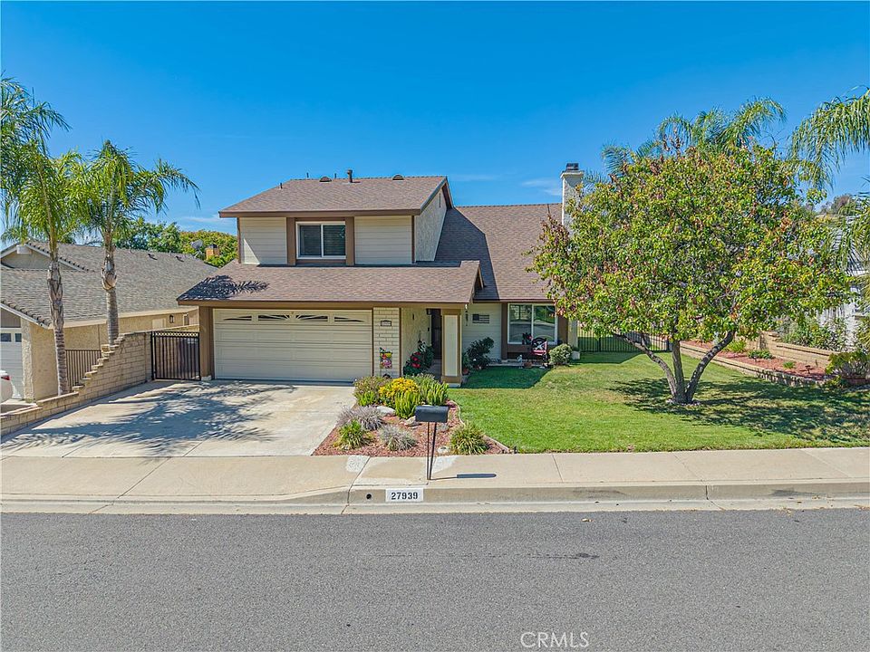1st image of 27939 Caraway Ln