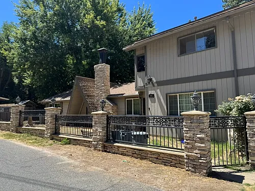 22961 Oak Ln Photo 1