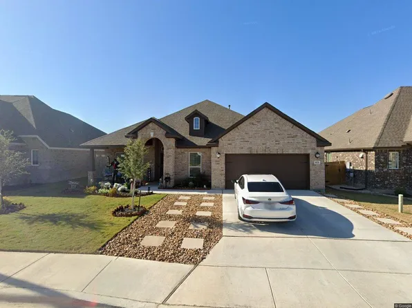 821 Pader, New Braunfels, TX 78130