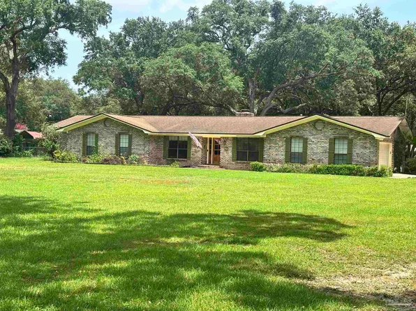 6027 Spanish Oak Dr, Pensacola, FL 32526