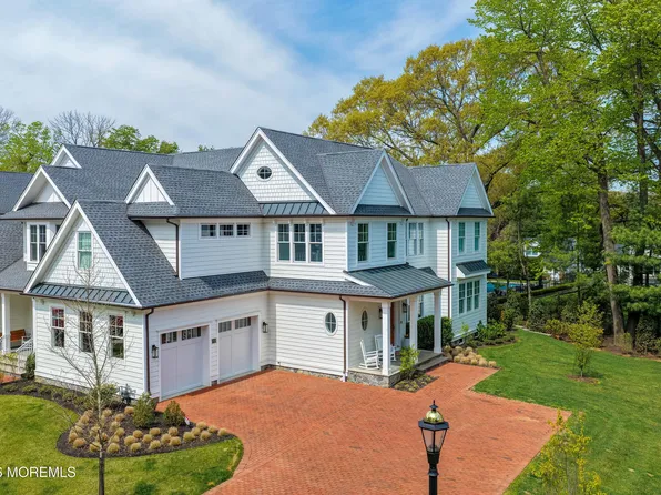13 Bingham Court, Rumson, NJ 07760
