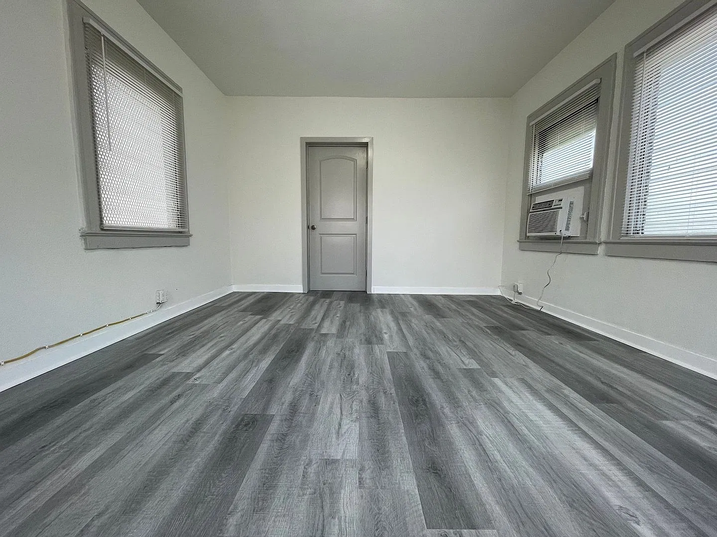 1011 Apartments — Photo 3
