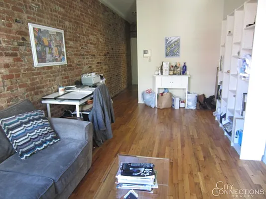 Rented by City Connections Realty | media 17