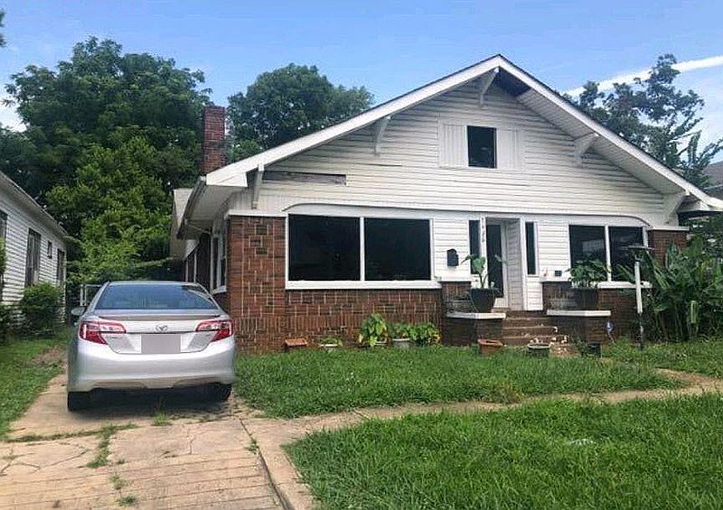 2nd image of 7426 Division Ave