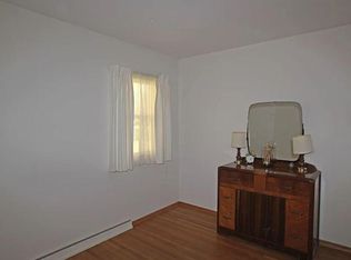 966 Elmgrove Rd, Rochester, NY 14624