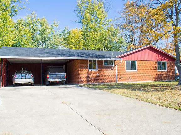 5th image of 401 E Eppington Dr
