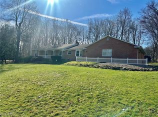 1745 Pearce Cir, Salem, OH