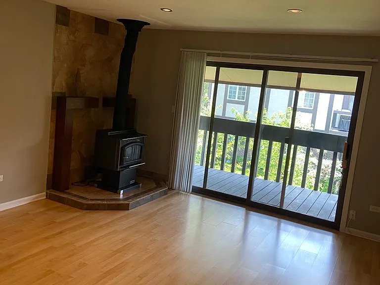 6181 Knollwood Dr #204 — Photo 2