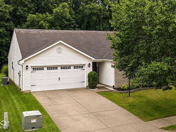 2nd image of 18884 Prairie Crossing Dr