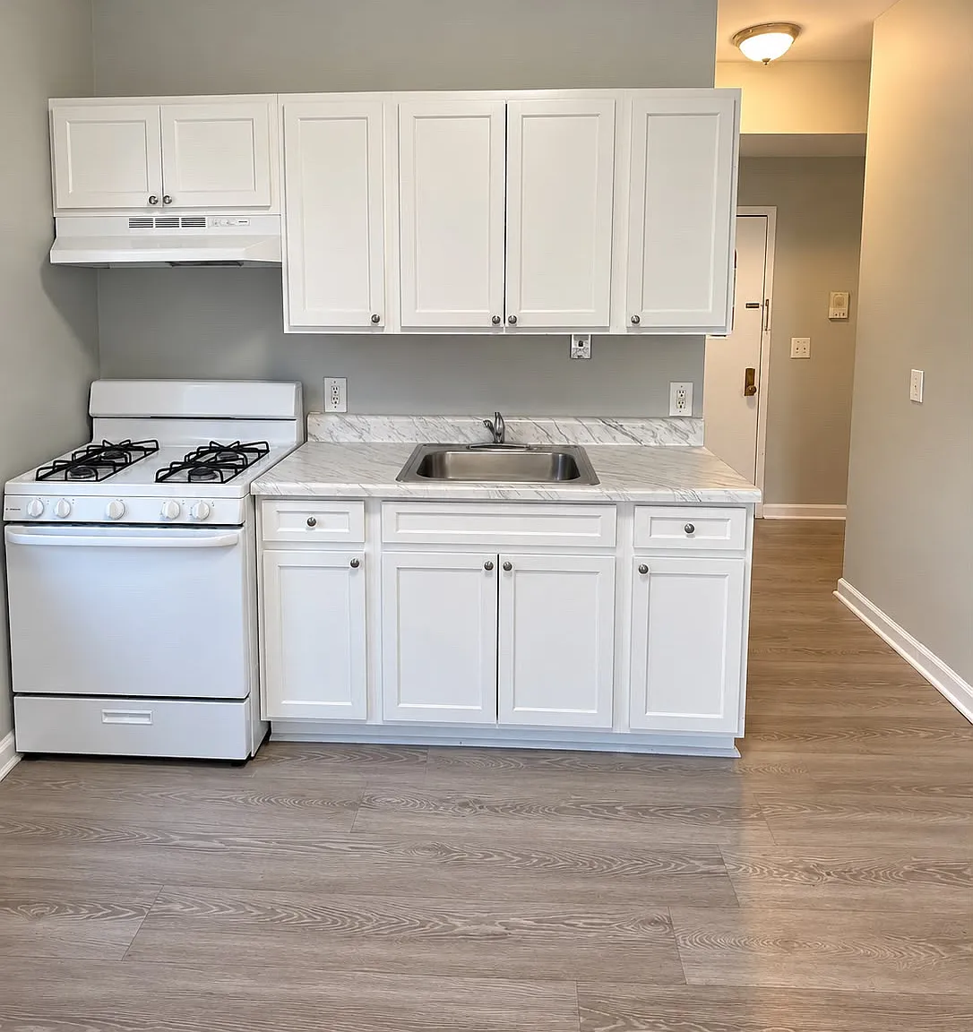 2 bed, $1,800 — Photo 1