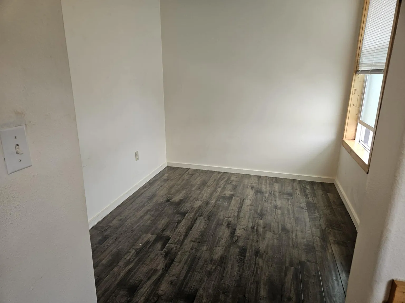 Studio, 250 sqft, $1,100 — Photo 2