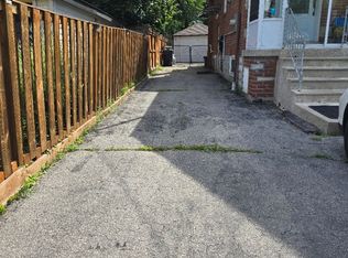 1001 Pharmacy Ave #BASEMENT, Toronto, ON M1R 2G5