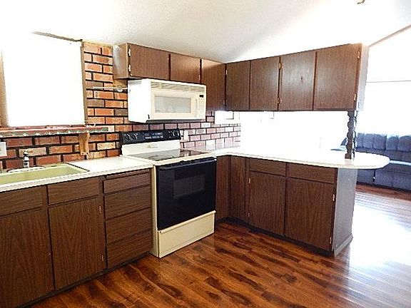 5th image of 17591 E North Shore Ln