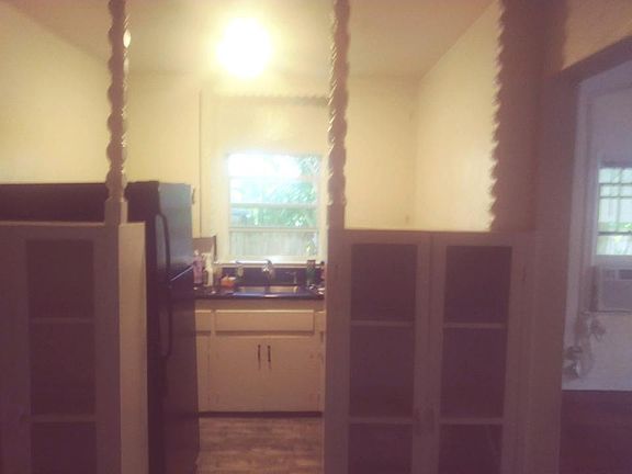 4th image of 18 S M St APT 2