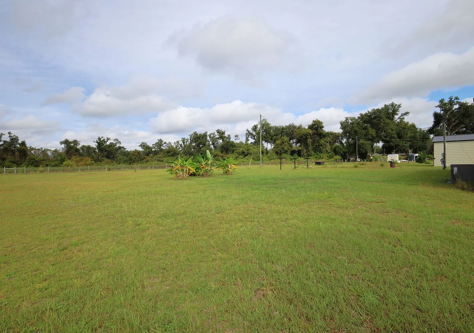 596 S Hwy 135 — Photo 3