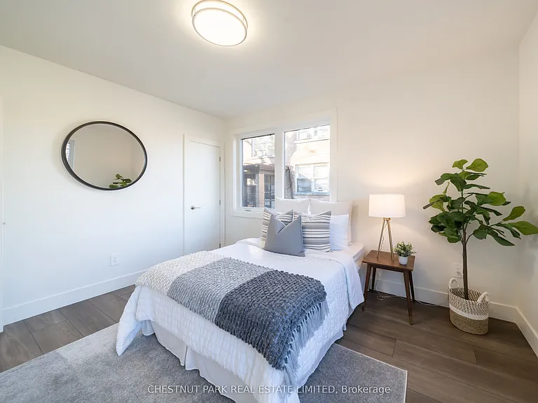 1450 Avenue Rd #3 — Photo 14