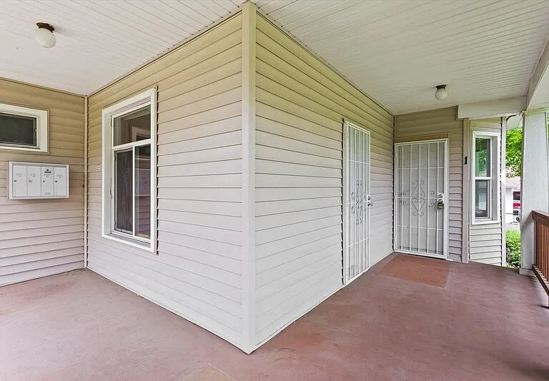 902 W Mansfield Ave #3 — Photo 4