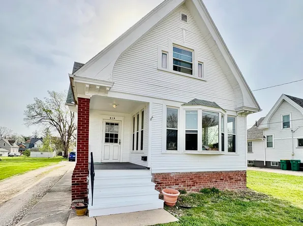 219 N Arthur Ave, Galesburg, IL 61401