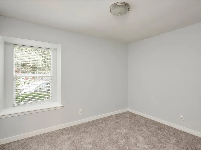 5402 Chevy Cir — Photo 20