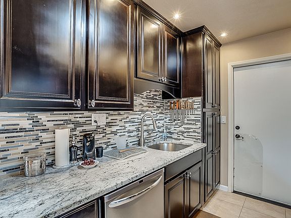 4th image of 13340 W Desert Glen Dr