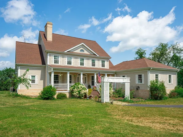 9505 Wolf Rd, Kingston, IL 60145