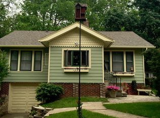 1233 47th St, Des Moines, IA 50311