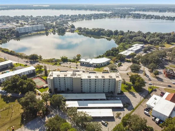 1776 6th St NW APT 808, Winter Haven, FL 33881