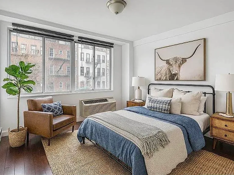 286 Stanhope St #4B — Photo 4