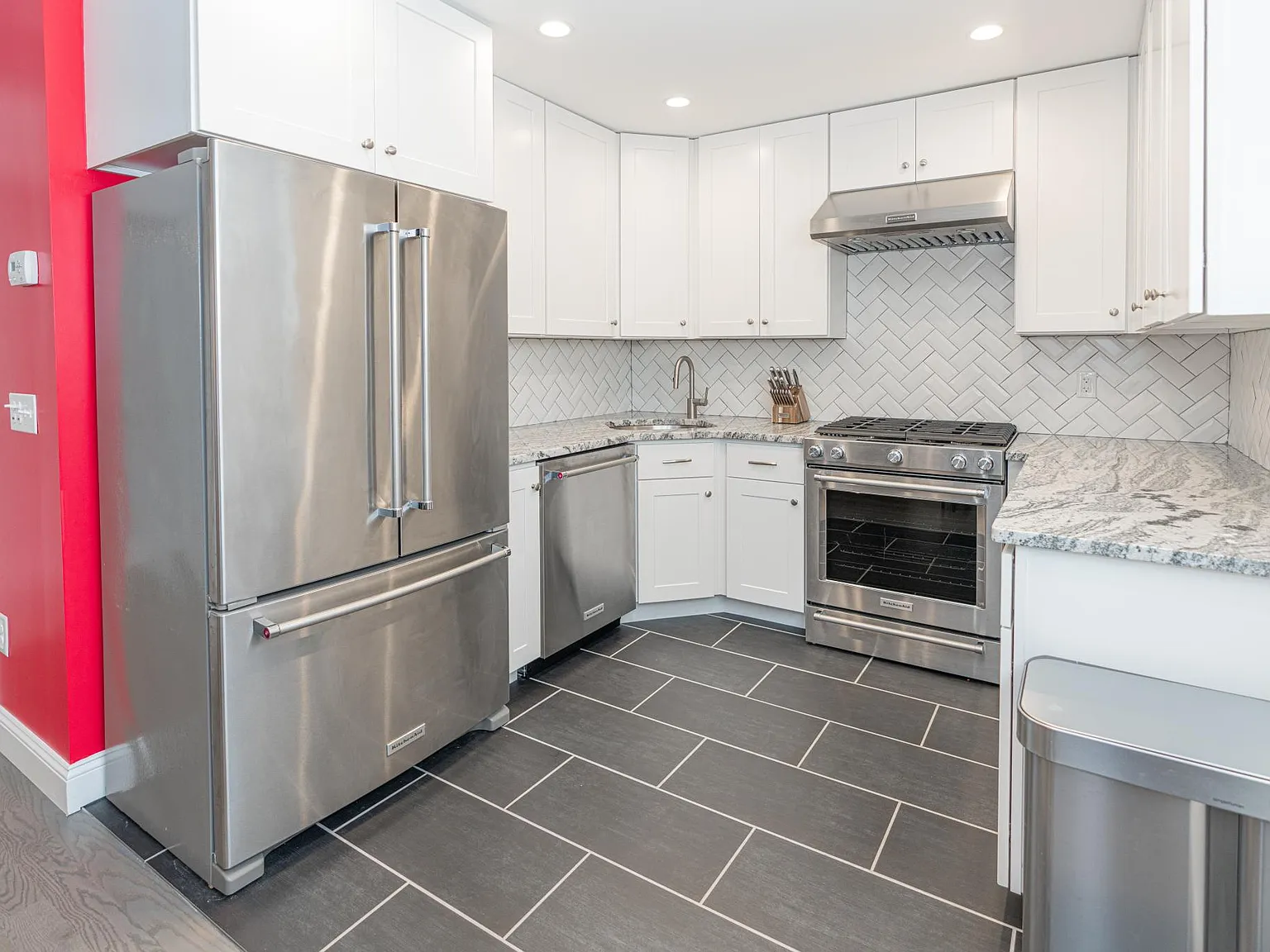 1822 Parkway — Photo 3