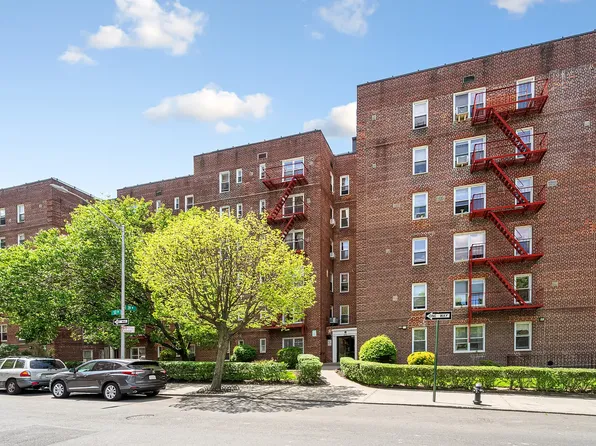 39-50 52nd St APT 3B, Queens, NY 11377