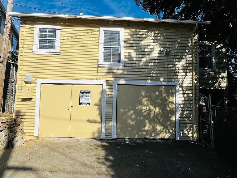 11 B St #15 — Photo 20