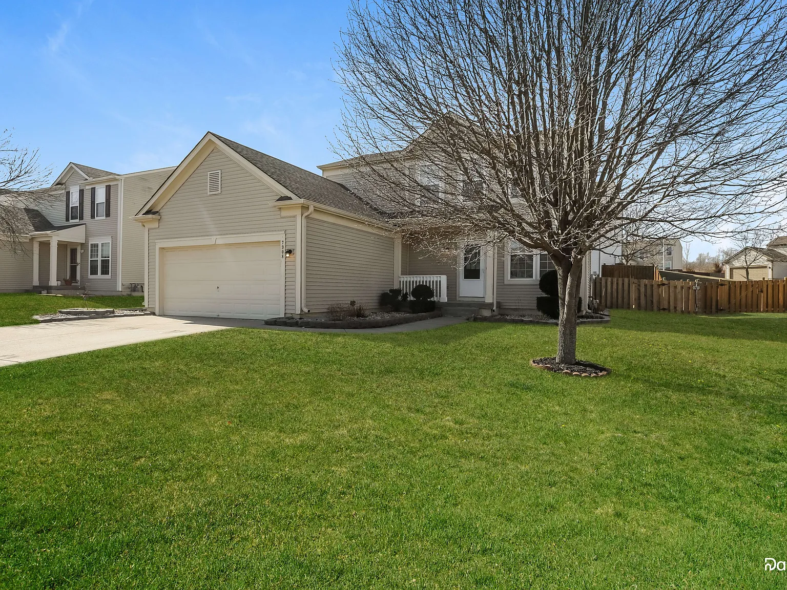 3 bed, 2.5 bath, 2253 sqft, $2,545 — Photo 2