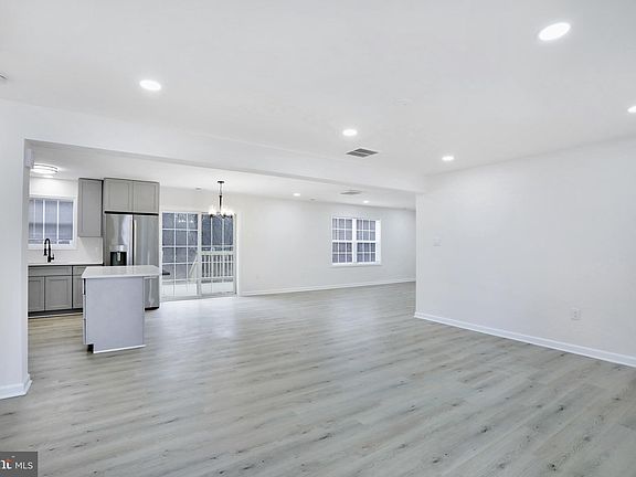 5th image of 35355 Hamlin School Ln