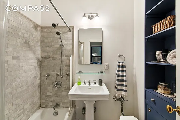 Sold by Compass | media 16