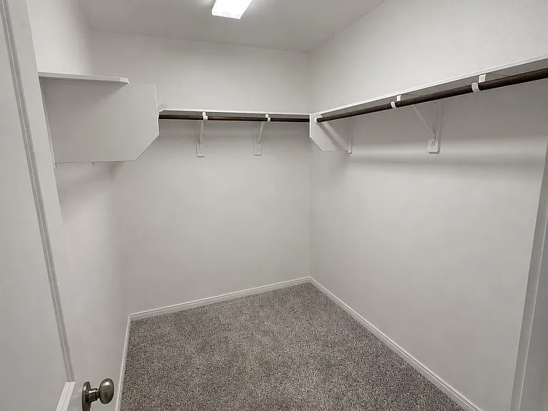 112 Laurel Oak Dr — Photo 8