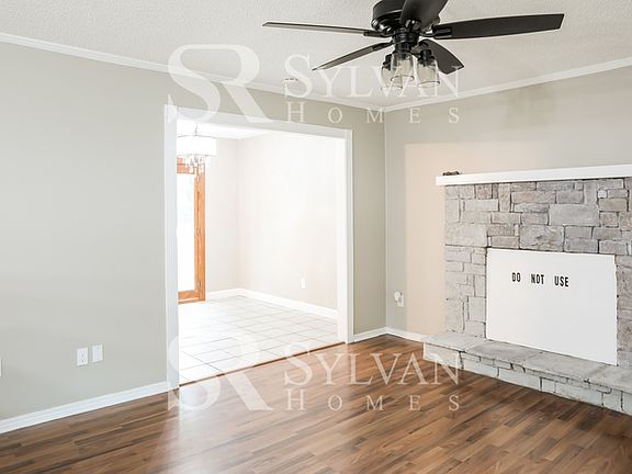 4th image of 1909 SW 5th St