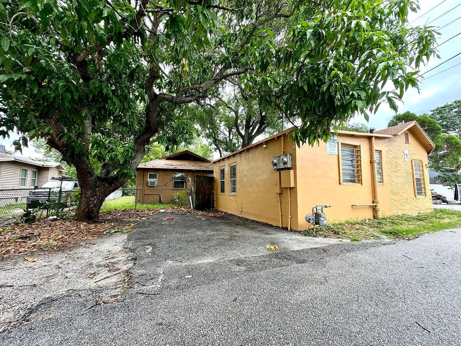 1 bed, 1.0 bath, 850 sqft, $1,325 — Photo 1