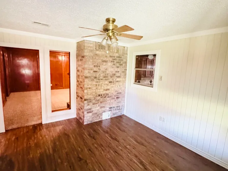 107 Sunview St — Photo 12