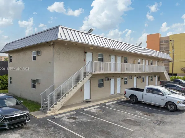 5755 NW 7th Ave APT 9, Miami, FL 33127