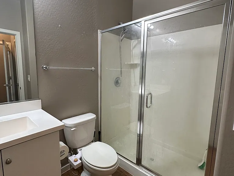 2354 E Hidalgo Ave — Photo 10