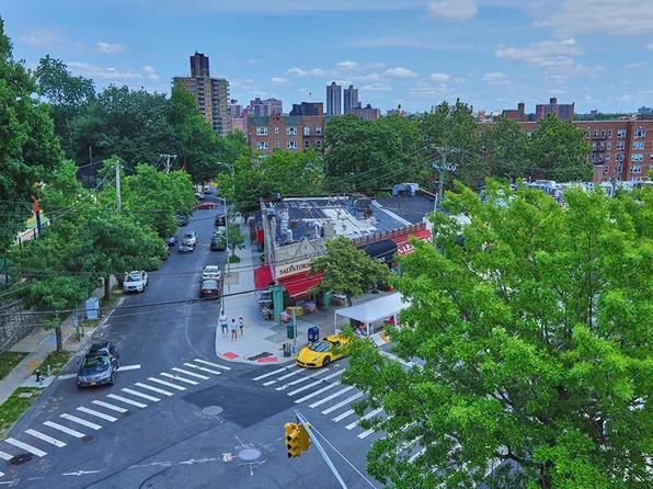 3751 Riverdale Avenue image 26 of 27