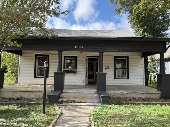 1003 3rd St, Brownwood, TX 76801