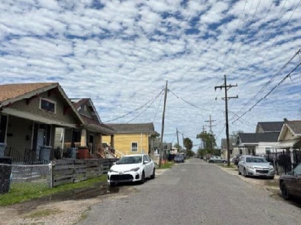 new-orleans-louisiana-348405859 picture