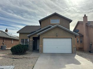 588 Sun Ray Way, Socorro, TX 79928