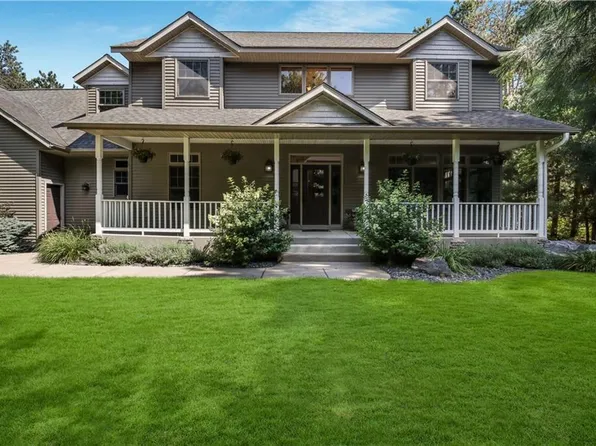 1339 Oakcrest Drive, Eau Claire, WI 54701