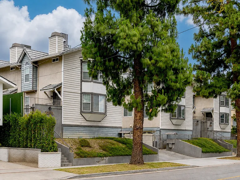 2359 Mira Vista Ave #F — Photo 13